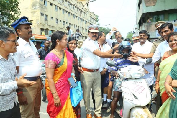 अणुव्रत समिति और एलिफेंट गेट पुलिस स्टेशन द्वारा आयोजित कार्यक्रम