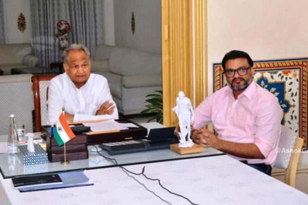 कांग्रेस वॉर रूम की पहली ही बैठक में जुड़े मुख्यमंत्री