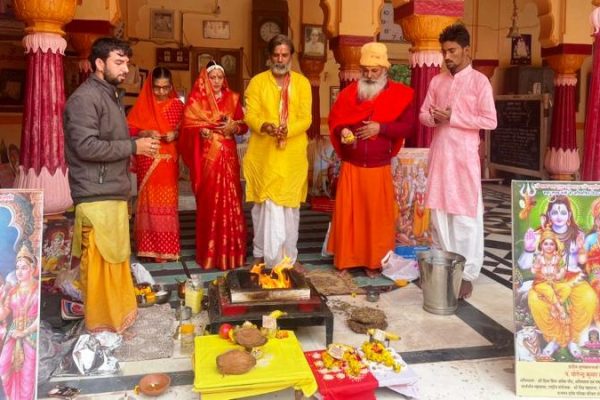 अभिमंत्रित प्रतिमाओं से सजे मंडप में 11 वा चातुर्मास व 41 वा सावन मास पूजन अनुष्ठान पूर्णाहुति पर संतों का सानिध्य रहा