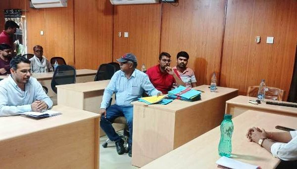 प्रत्याशियों के व्यय रजिस्टर का निरीक्षण किया