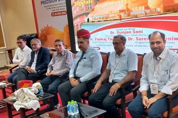 हिमेटोलॉजी सिंपोजियम नेशनल सेमिनार में 400 से अधिक डॉक्टर्स ने सीखी बोनमेरा ट्रांसप्लांट सहित रक्त रोगों से जुड़े उपचार एवं जांचों की नवीन तकनीक