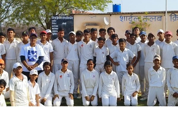 ग्रीष्मकालीन क्रिकेट शिविर का समापन