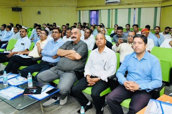 एसकेआरएयू में अनुसंधान सलाहकार समिति की बैठक का आयोजन