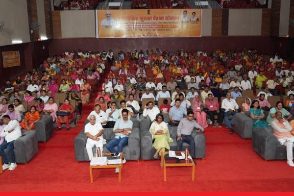 लाभार्थियों के खातों में पहुंची बढ़ी हुई सामाजिक सुरक्षा पेंशन