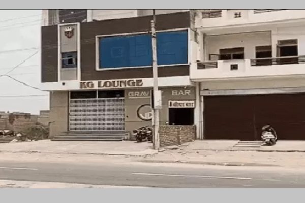 जबरन देह व्यापार से विदेशी युवतियों सहित 8 लड़कियां कोपुलिस ने कराया आजाद