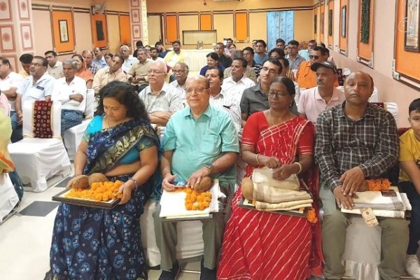 सत्य.तथ्य और कथ्य लोगों के सामने आना चाहिए – आचार्य मनोज दीक्षित