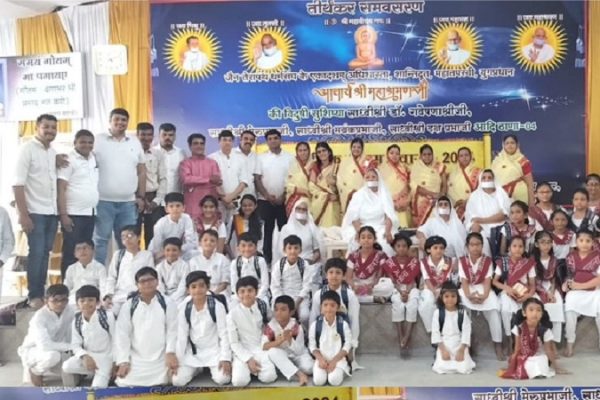साहुकारपेट व माधवरम में मंत्र दीक्षा कार्यक्रम का आयोजन किया गया