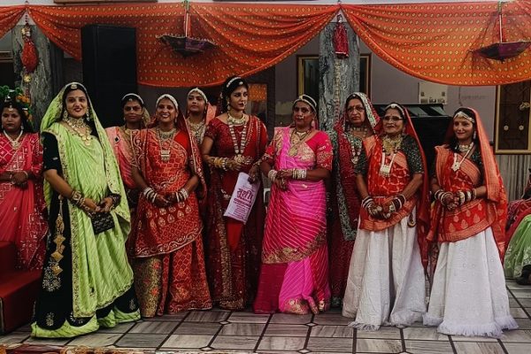 जिला बीकानेर माहेश्वरी महिला संगठन के तत्वावधान में” सावन तीज क्वीन और सिंधारा “कार्यक्रम आयोजित किया गया
