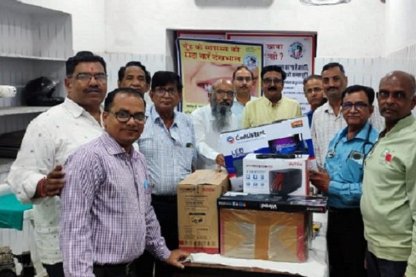 गंगाशहर सेटेलाइट अस्पताल में दान्तों के ईलाज के लिए उपकरण भेंट