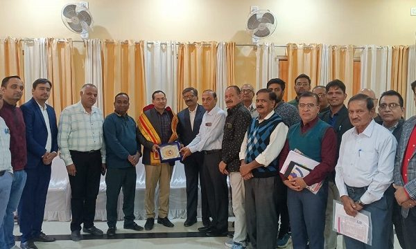 आरएफसी प्रबंध निदेशक मीणा की उद्यमियों के साथ गहन चर्चा