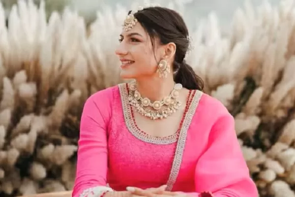 कौन यह IAS जिसके मां बनने पर 3 राज्यों में मन रहीं खुशियां