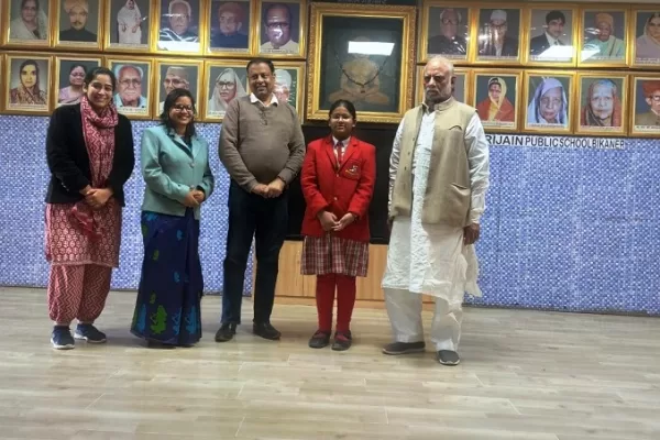 एसजेपीएस – जिला स्तरीय निबंध प्रतियोगिता में अव्वल