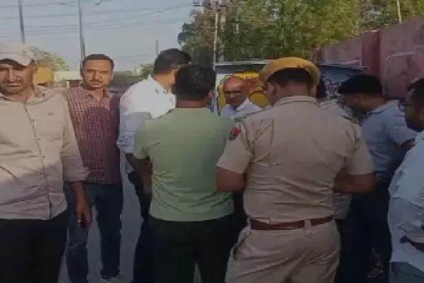 बीकानेर में स्कूटी सवार युवकों से 1.43 करोड़ लूटे