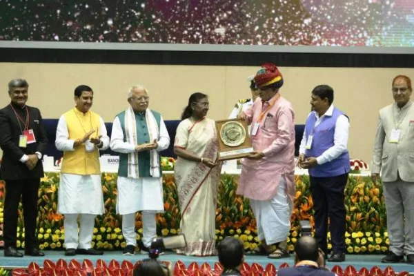 स्वच्छ सर्वेक्षण-2024- डूंगरपुर ‘सुपर स्वच्छ लीग शहर’ से सम्मानित, जयपुर ग्रेटर को भी मिला अवार्ड