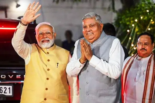उपराष्ट्रपति जगदीप धनखड़ का ‘अप्रत्याशित और रहस्यमयी’ इस्तीफा, संसद में हलचल, विपक्ष ने उठाए सवाल
