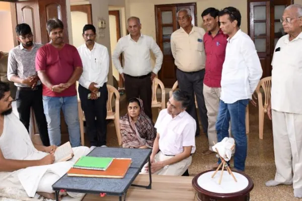 पंजाब पुलिस के महानिदेशक डॉ. जितेंद्र जैन ने बीकानेर में जिनालयों व मुनिवृंद के दर्शन व धर्म चर्चा की