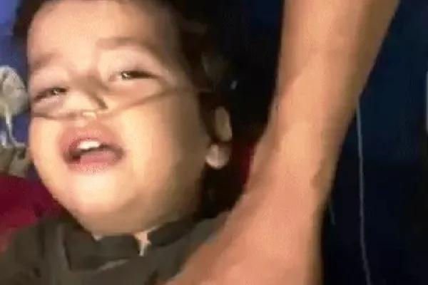 जिला अस्पताल में इंजेक्शन के बाद 10 बच्चों की तबीयत बिगड़ी, 2 रेफर, नर्सिंग कर्मी हटाए गए
