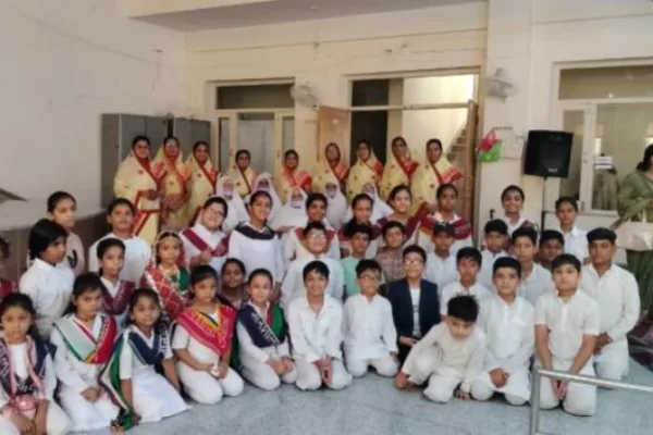 बीकानेर में ज्ञानशाला का वार्षिक उत्सव: बच्चों को संस्कारी बनाने पर जोर