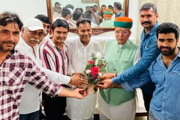 बीकानेर में भाजपा देहात जिला पदाधिकारियों ने केंद्रीय मंत्री अर्जुन राम मेघवाल से मुलाकात की
