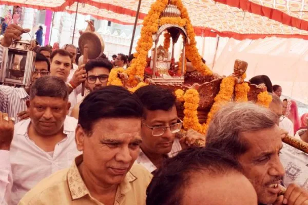 बीकानेर में गंगेश्वर पार्श्वनाथ मंदिर में पंच कल्याणक पूजा और भव्य शोभायात्रा का आयोजन