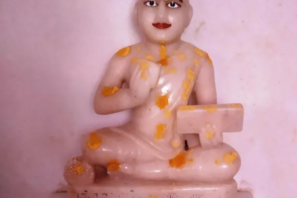 दादा गुरुदेव के ‘इकतीसा’ का 7 घंटे तक सामूहिक पाठ