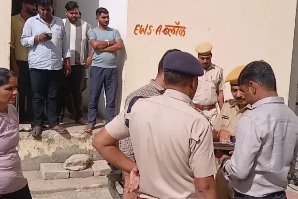 मां ने चार बच्चों संग जहर खाकर दी जान, फ्लैट से बदबू आने पर खुलासा