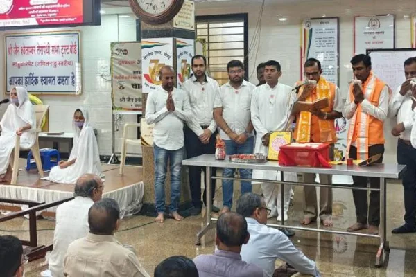 साध्वी श्री उदितयशाजी के सान्निध्य में चेन्नई में दीपावली पूजन कार्यशाला