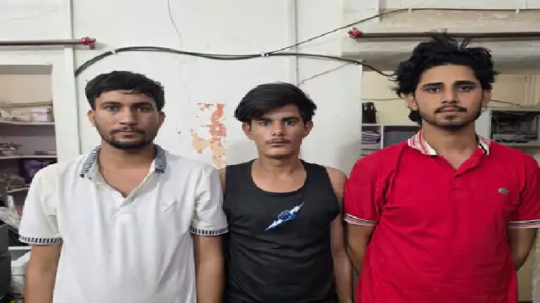 बीकानेर में ‘म्यूल अकाउंट’ रैकेट का भंडाफोड़, देश के 68 लाख रुपये ठिकाने लगाने वाले तीन ग्रामीण युवक गिरफ्तार